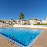 Dom wakacyjny Con Patio Y Terraza Solarium