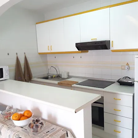 Hébergement de vacances Con Patio Y Terraza Solarium *