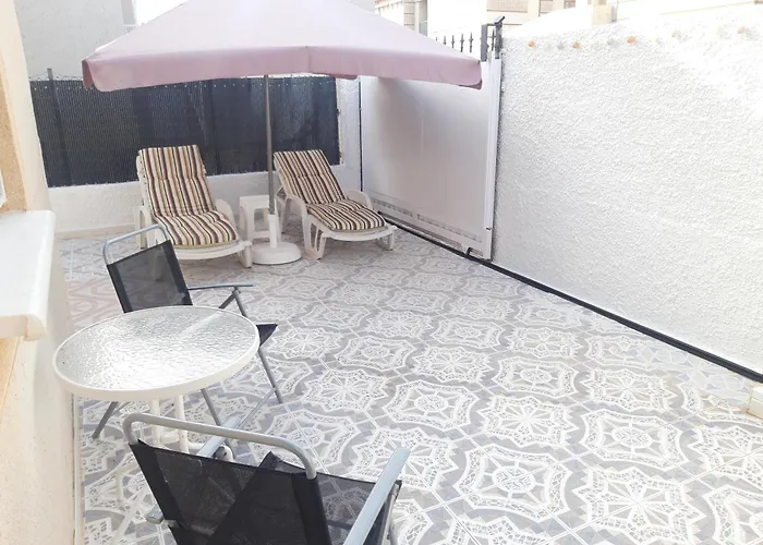 Con Patio Y Terraza Solarium