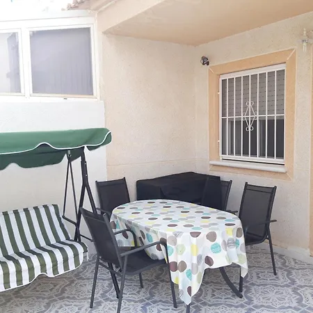 Feriehus Con Patio Y Terraza Solarium Torrevieja